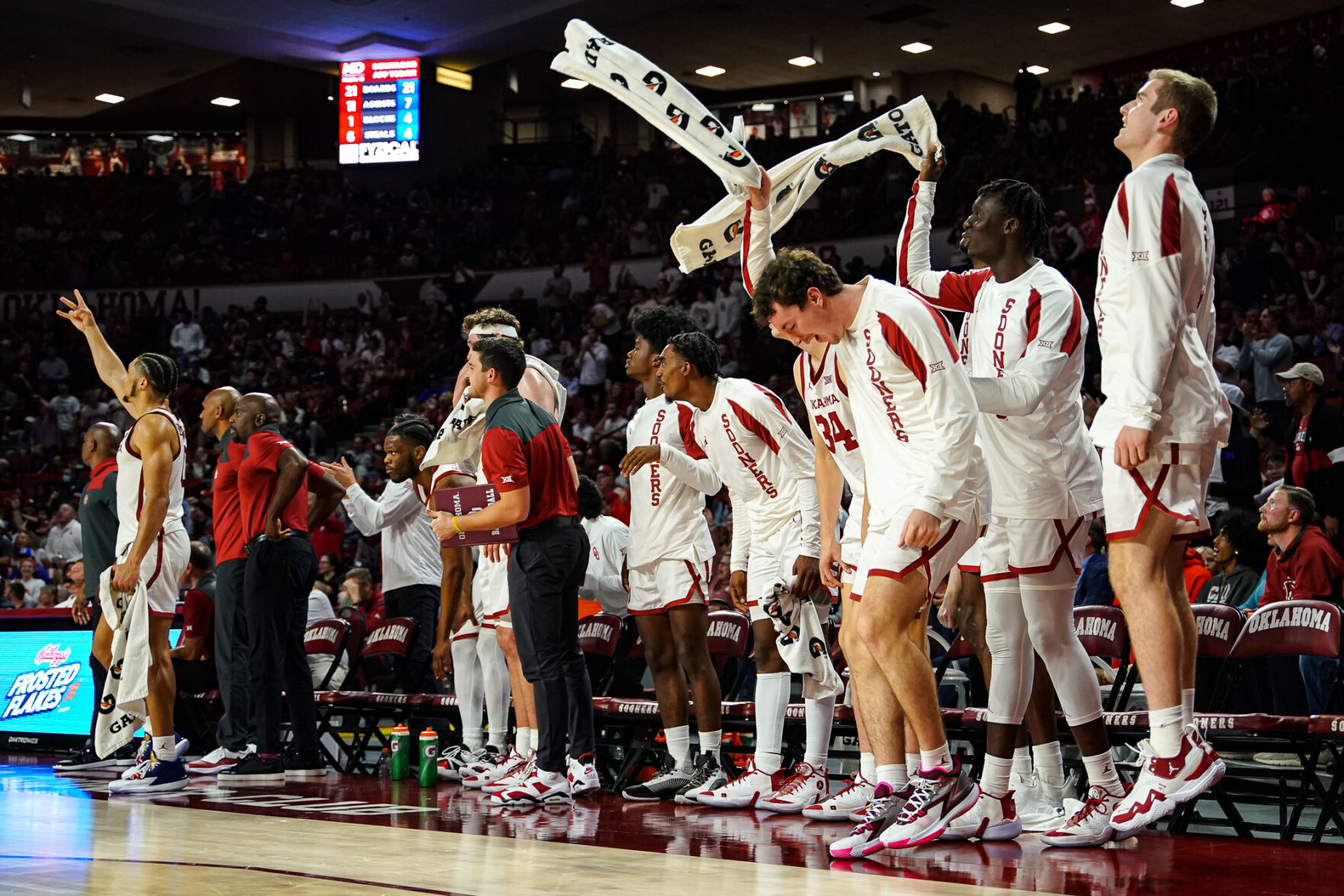 Sooners bench